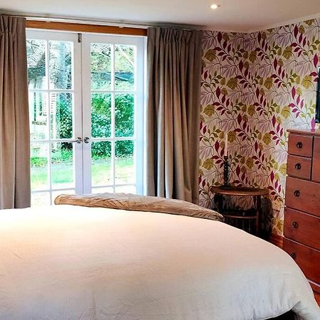 The Oaks- A Beautifully Appointed 1890S Villa 피더스톤 외부 사진