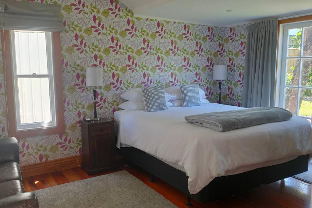The Oaks- A Beautifully Appointed 1890S Villa 피더스톤 외부 사진