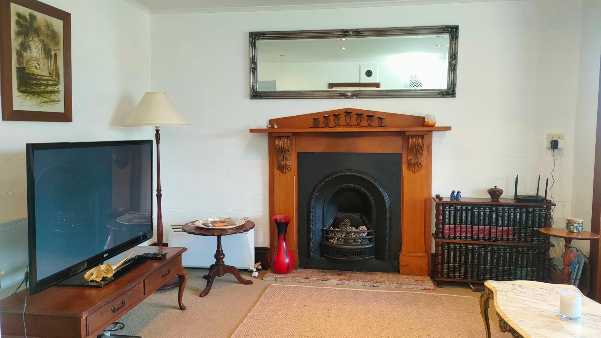 The Oaks- A Beautifully Appointed 1890S Villa 피더스톤 외부 사진